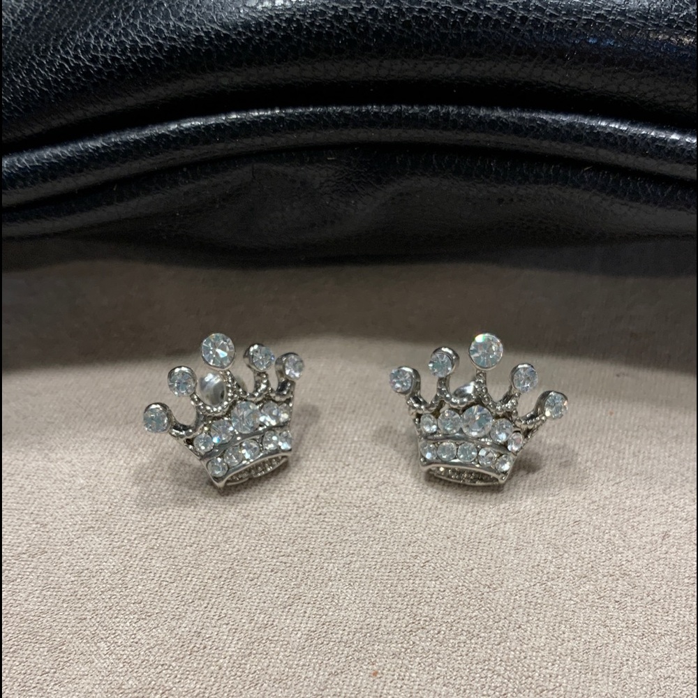 Silver tone Princess Crown Earrings with rhi…